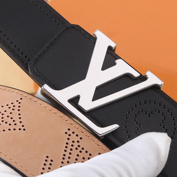 激安ルイヴィトンベルト背面デザイン